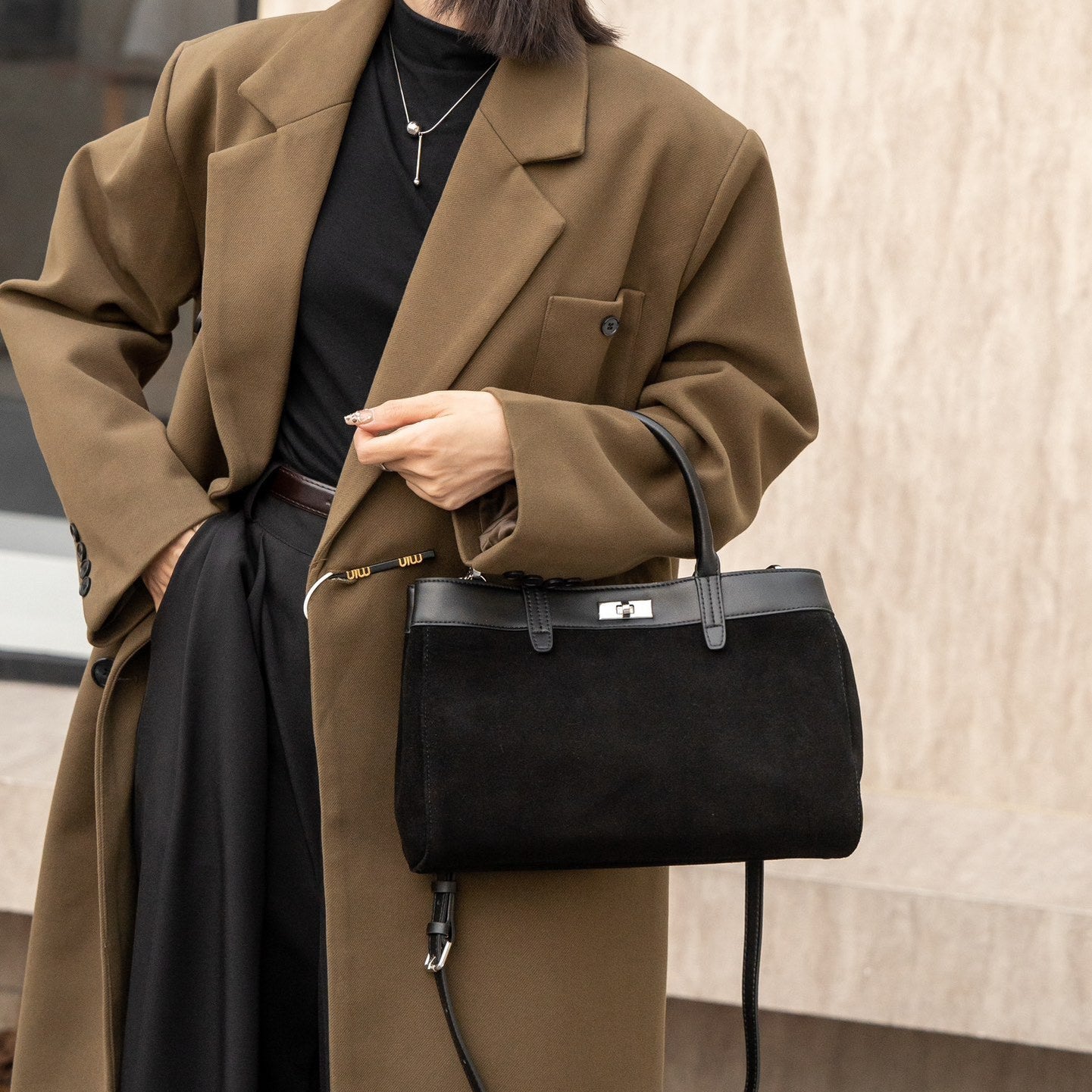 Mary Medium Tote Bag
